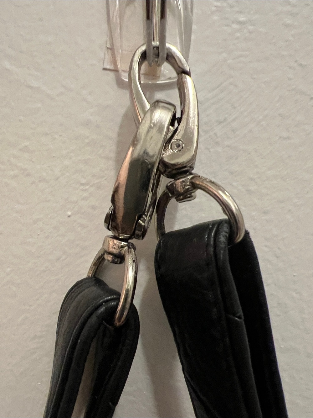 Tano Black Leather Hobo Shoulder Bag - Picture 5 of 9